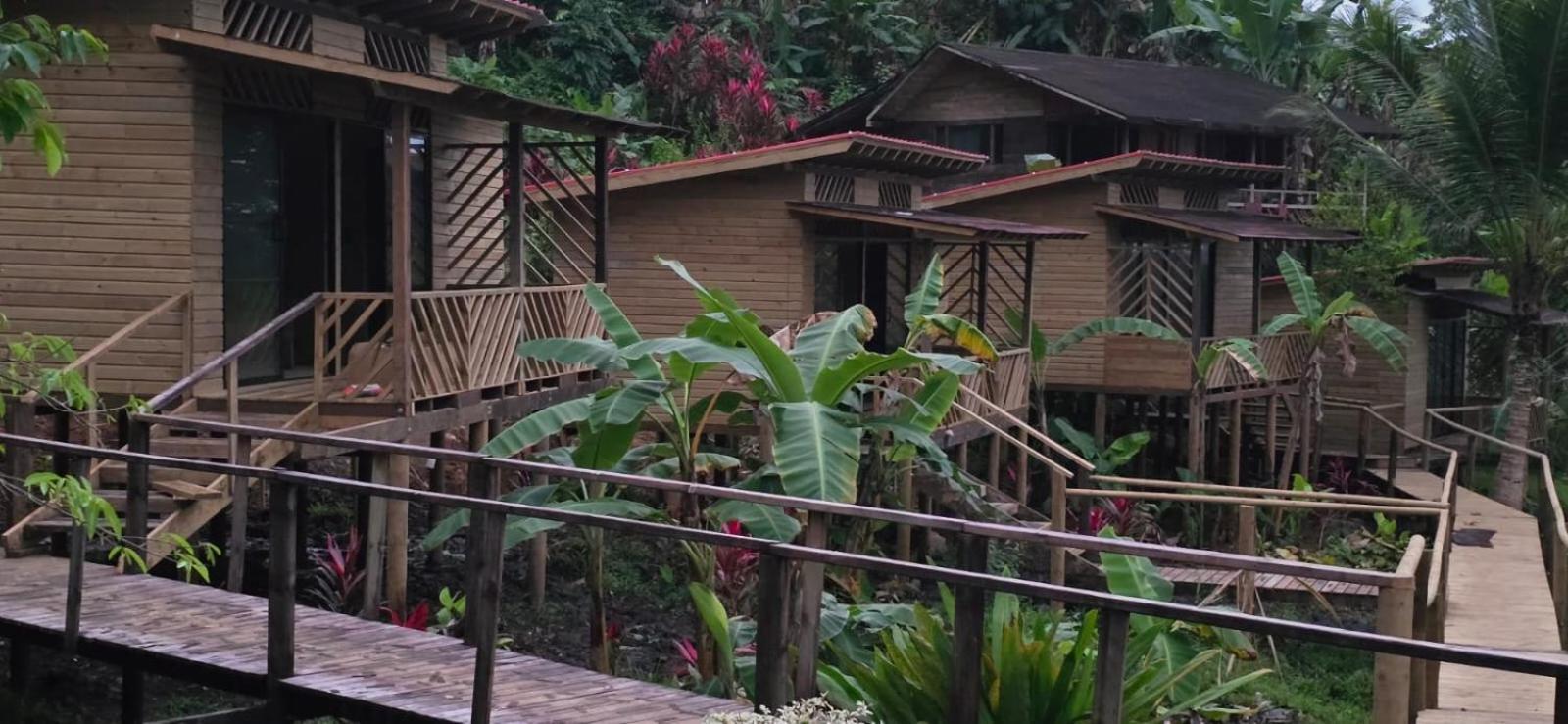 Pacific Nuqui Lodge Exteriör bild